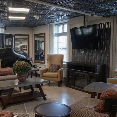 Hotel Chataura Dearborn Dış mekan fotoğraf