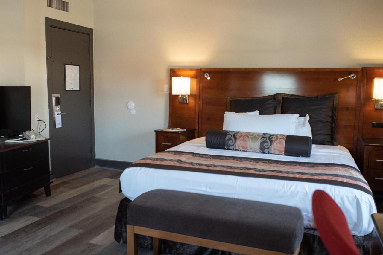 Hotel Chataura Dearborn Dış mekan fotoğraf