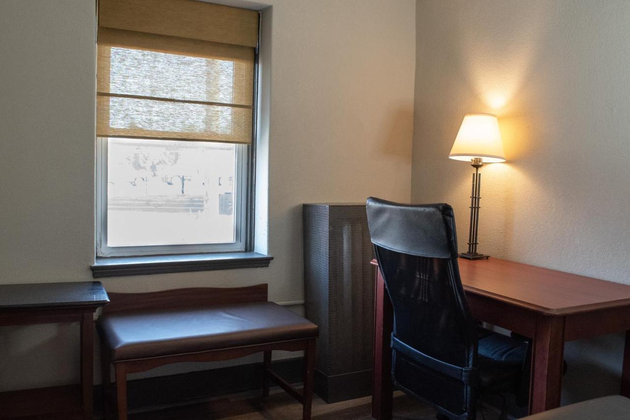 Hotel Chataura Dearborn Dış mekan fotoğraf